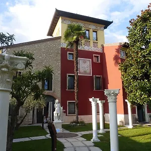 Vinco Aparthotel